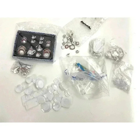 Lot of 8 Miniature Dollhouse Tea Serving Set Tiny Plates Cups Glasses - Picture 7 of 16